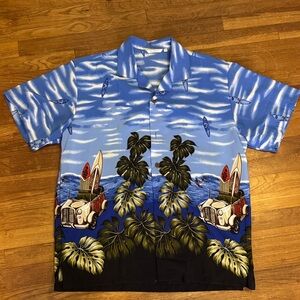 Men’s button down top